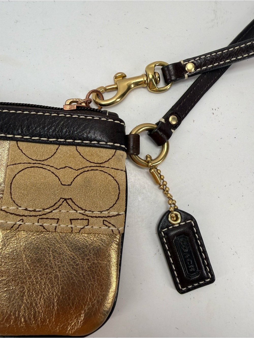 Vintage Y2K Coach Metallic Patchwork Wristlet - Gold and Tan - Picture 6 of 15